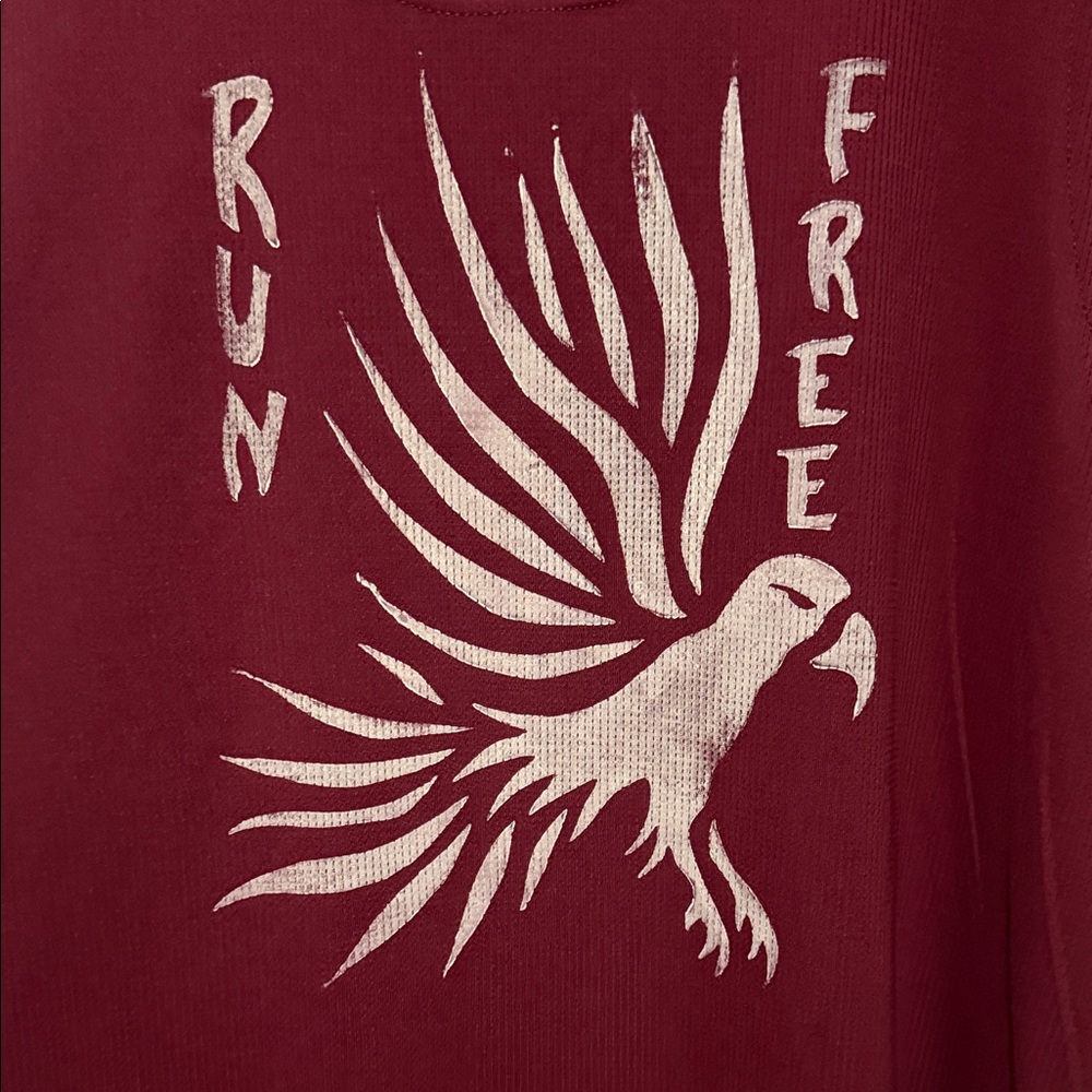 Alo Yoga Women’s “Run Free” Graphic Tank Top | Size Small | Maroon - Picture 3 of 5